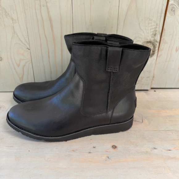 UGG THORWALD MENS WORK BOOTS LEATHER NEW - Picture 3 of 10